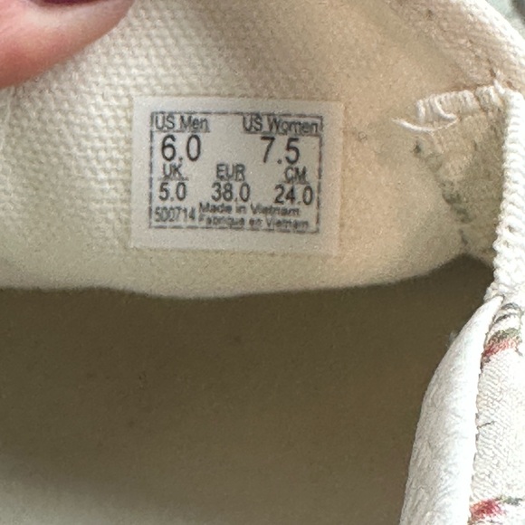 Vans Cream Floral Slip-On Sneakers - Picture 3 of 11